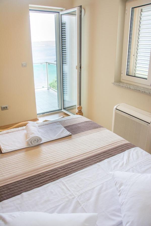Apartments Citrine On The Beach Biograd Na Moru Exterior foto